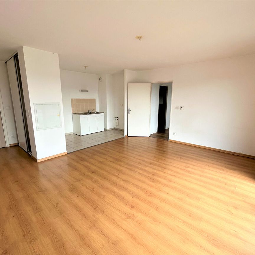 Location Appartement 2 pièces 48m² LE PETIT QUEVILLY 76140 - Photo 1
