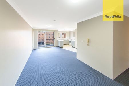 SPACIOUS 2 BEDROOM UNIT ON THE FIRST FLOOR OF A SECURE COMPLEX - Photo 3