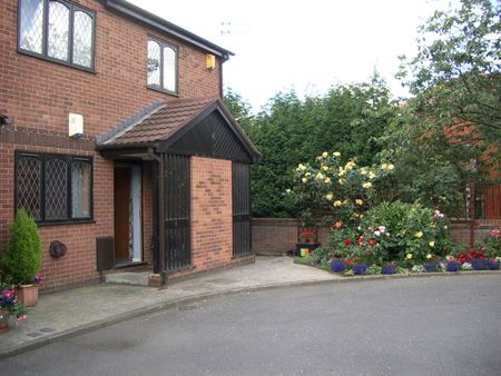 1 Bed Flat, Edgeley, SK3 - Photo 4
