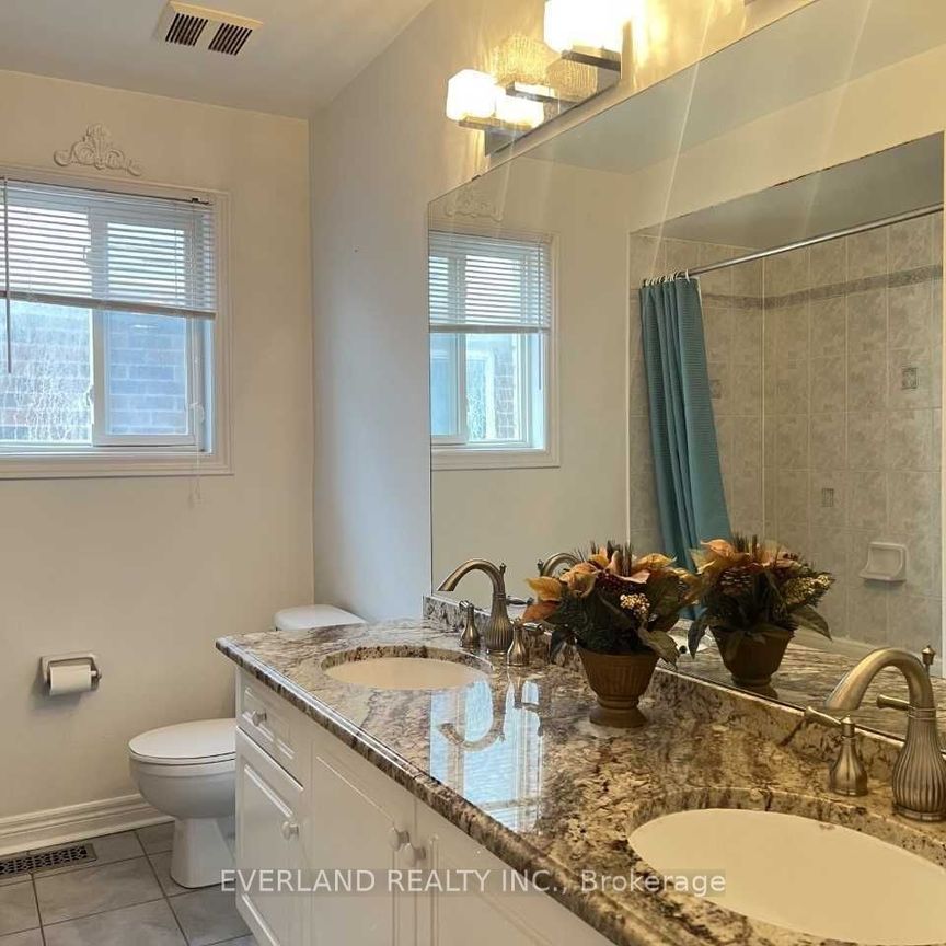 For Lease - 50 Danpatrick Drive, Richmond Hill, Ontario - Photo 1