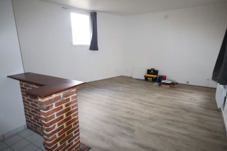 Location Appartement 1 pièce 28m² LILLE 59000 - Photo 4