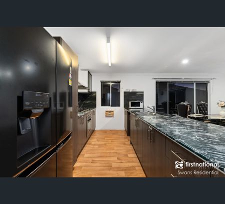 25 Castlefern Street, Ellenbrook, WA 6069 - Photo 2