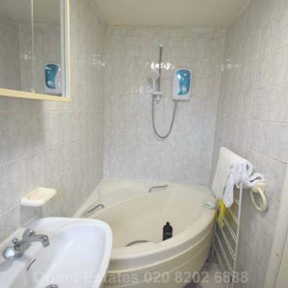 1 bedroom property to rent in Wembley - Photo 1