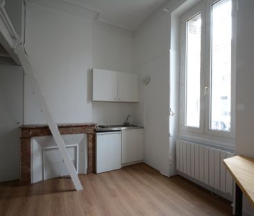 Location Appartement 1 pièce 15m² - Photo 3