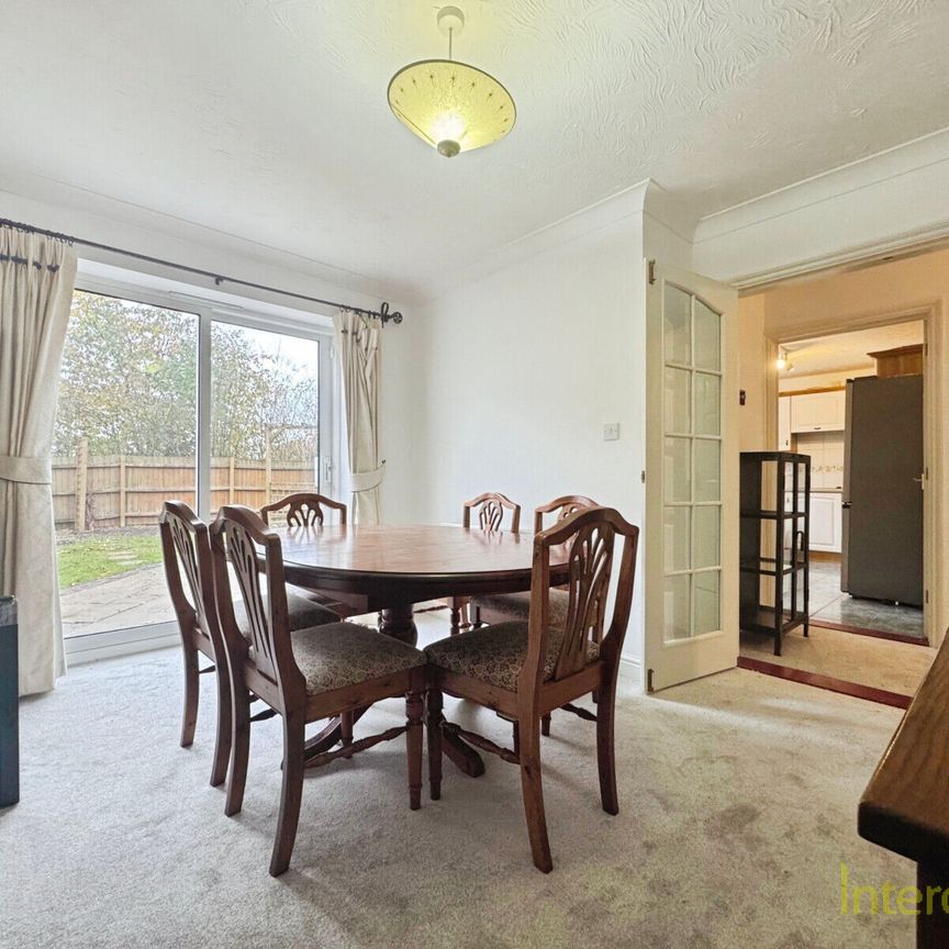 The Hedgerows, CM23, Bishop`S Stortford - Photo 1