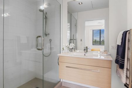 Stylish, High-Quality Townhouse in AlbanyÃ¢€™s Gated Community - Photo 2