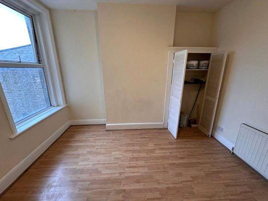 3 bedroom apartment to rent - Photo 1