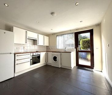 108 Low Road, Lisburn, BT27 4TN - Photo 5