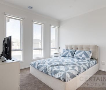 Stylish Fully Furnished Co-Living Rooms with Private Bathrooms – Al... - Photo 5