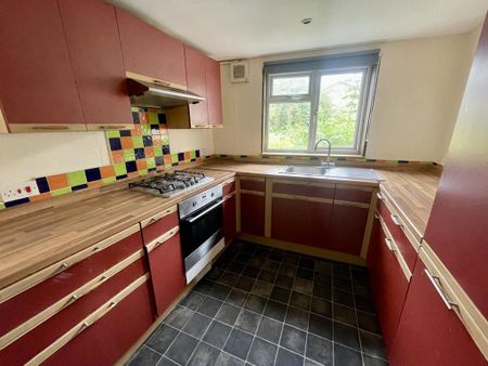 4 bedroom house to rent - Photo 2