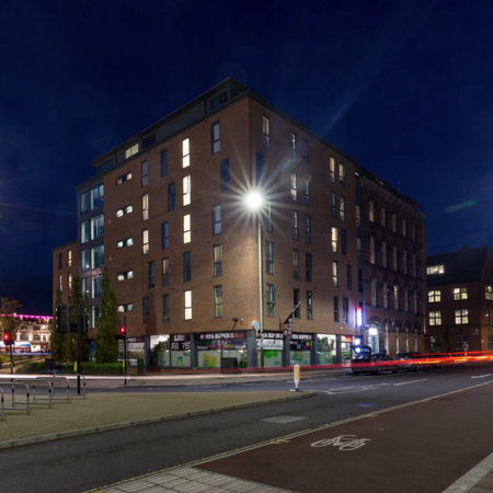 1 bedroom in a flat share to rent - Photo 4