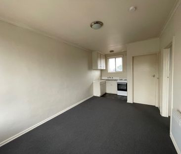 7/5-7 New Street, South Kingsville, Vic 3015 - Photo 1