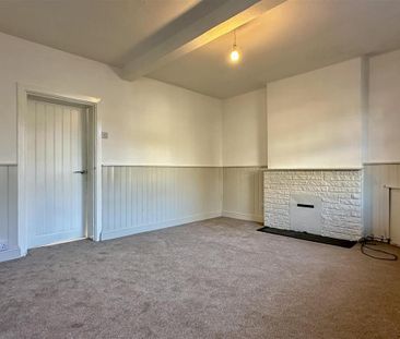 2 bedroom cottage to rent - Photo 2