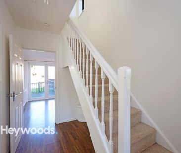 3 bedroom semi-detached house to rent - Photo 3