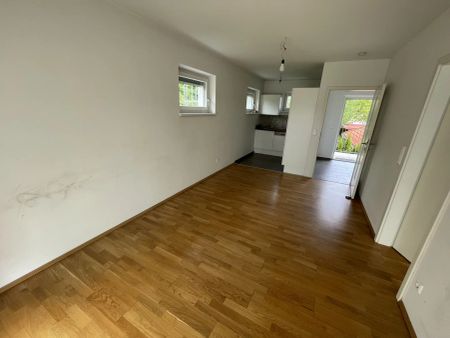 Neuwertige Mietwohnung mit Balkon und hochwertiger Ausstattung ...! - Foto 5