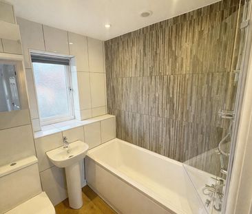 Cropmark Way, Hatch Warren, Basingstoke - Photo 5