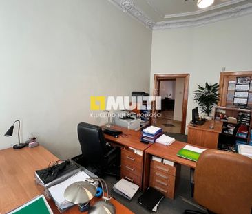 Centrum, 4 pok. po remoncie, ładna kamienica - Photo 4