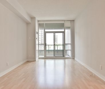2 Bedrooms + Dinning - Photo 1