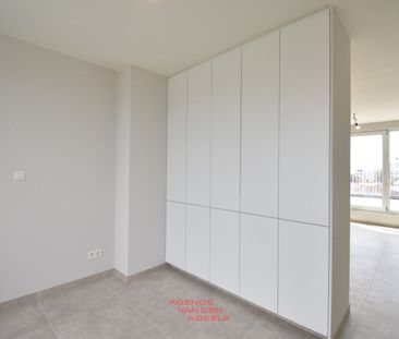 Prachtig gerenoveerde penthouse studio met slaaphoek en 2 zonneterrassen - Foto 1