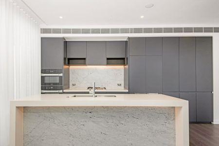 Executive Living I Stunning View I Concierge Service I Extra Study - Photo 4