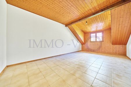 SPACIEUX AVEC CACHET ET BALCON AVEC VUE DEGAGEE - Foto 3