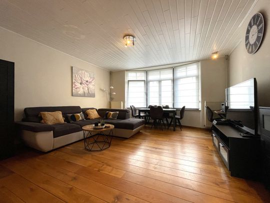 Aangenaam tweeslaapkamer appartement nabij stadskern Aalst - Photo 1