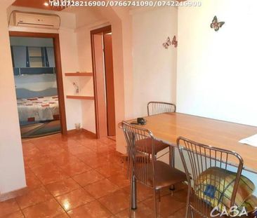 Inchiriere apartament 3 camere ,Str Comuna din Paris - Fotografie 4