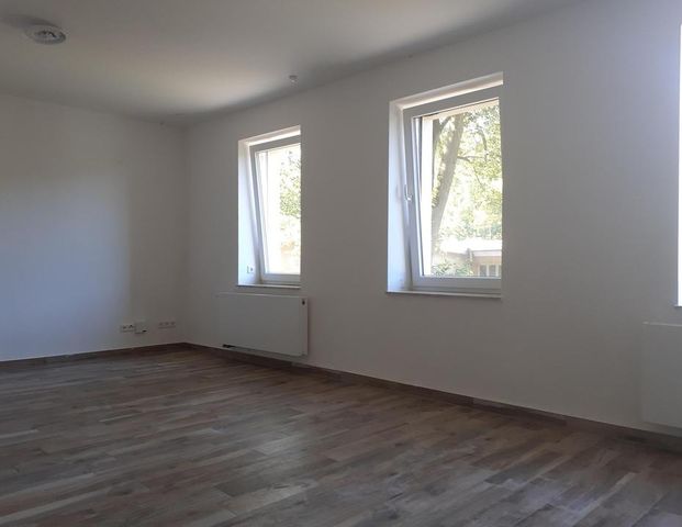 NEU SANIERT! 3R-Wohnung EBK Stellplatz 80 m² ***Vermieter-Bonus 2 Kaltmieten geschenkt*** - Foto 1