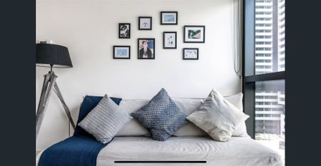 Furnished 1 Bedroom Home, CBD Central Location - Photo 2