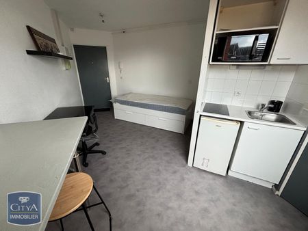 Location Appartement 1 pièce 18m² LE HAVRE 76600 - Photo 3