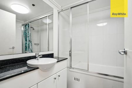 “FURNISHED ONE BEDROOM SUN-DRENCHED NORTHEAST CORNER” - Photo 4