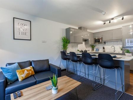 1 bedroom in a flat share to rent - Photo 4