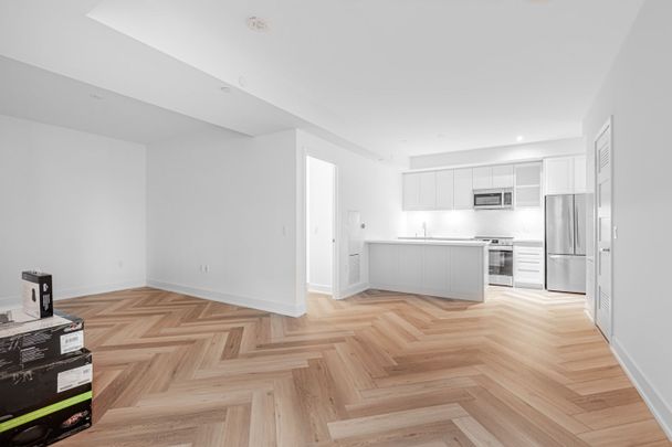 For Lease - 333 Sunseeker Avenue Unit# 139, Innisfil, Ontario - Photo 1