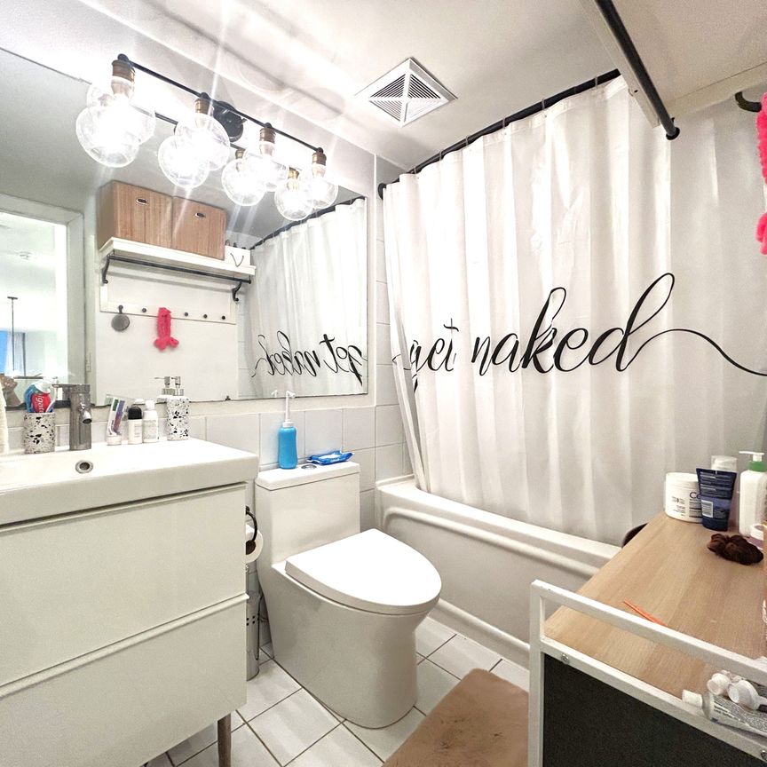 For Lease - 255 Richmond Street Unit# 205, Toronto, Ontario - Photo 1