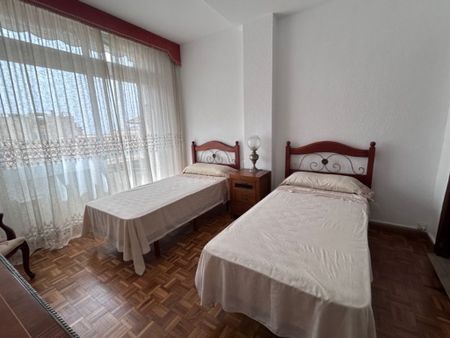 4 room luxury Apartment for rent in Palma de Mallorca, Balearic Islands - Photo 4