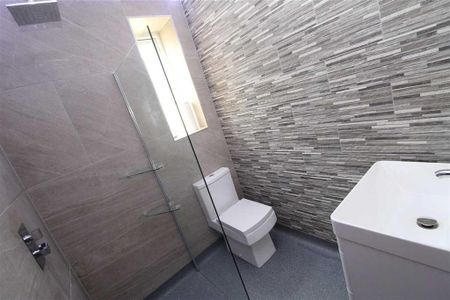 6 bedroom house share to rent - Photo 4