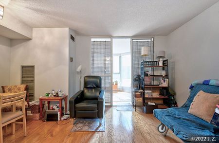 For Lease - 55 Centre Avenue Unit# 605, Toronto, Ontario - Photo 3