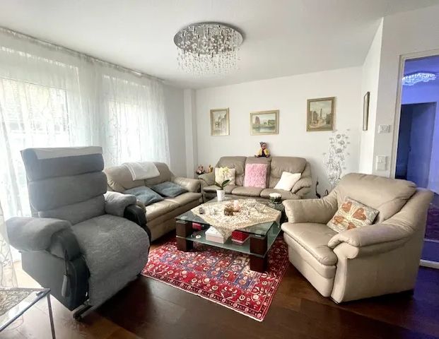 Willkommen in Ihrem neuen Zuhause  Stilvoll wohnen auf 131 m² mitten in Hennef an der Siegpromenade - Photo 1