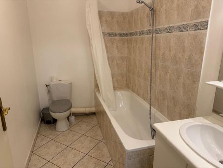 Location Appartement 1 pièce 31m² MEAUX 77100 - Photo 5