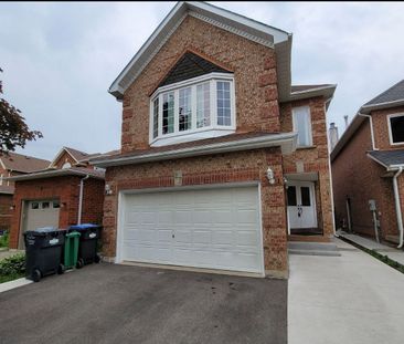 For Lease - 27 Letty Avenue, Brampton, Ontario - Photo 2