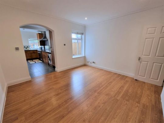 Woking Road, Guildford, Surrey, GU1 - Photo 1