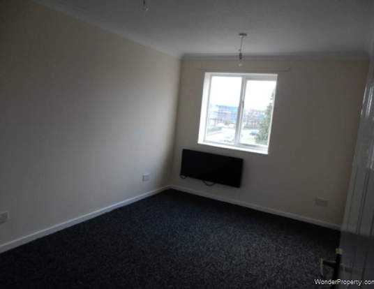 1 bedroom property to rent in Barking - Photo 1