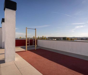 3 room luxury Apartment for rent in Sabadell, Catalonia - Photo 2