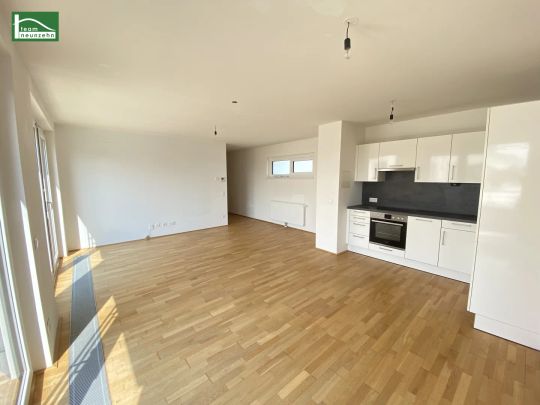 Hochwertige DG-Wohnung mit großer Terrasse an der Prager Straße! Top Infrastruktur, Straßenbahn, S-Bahn und Grünflächen in der Umgebung! - Foto 1