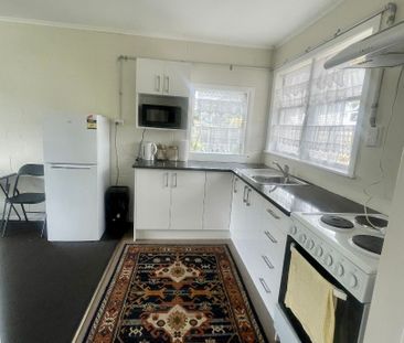 MANUREWA, 1 BEDROOM - Photo 6