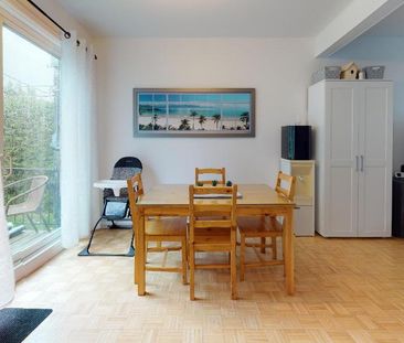 5 ET DEMI DISPONIBLE LE 1ER OCTOBRE 2025 - Photo 3