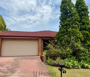 SPACIOUS FAMILY HOME - Photo 3