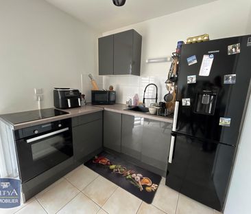 Location Appartement 2 pièces 47m² VENDIN LE VIEIL 62880 - Photo 1