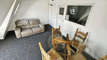 Spacious Room In A Friendly Shared House &#; All Bills Included &#; Lu - Furnished Or Unfurnished, LU1 - Photo 2
