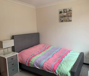 3-bedroom shared townhouse, Kenny Street - Photo 4